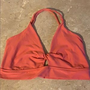 Liquido Active Twisted Sports Bra in Coral L